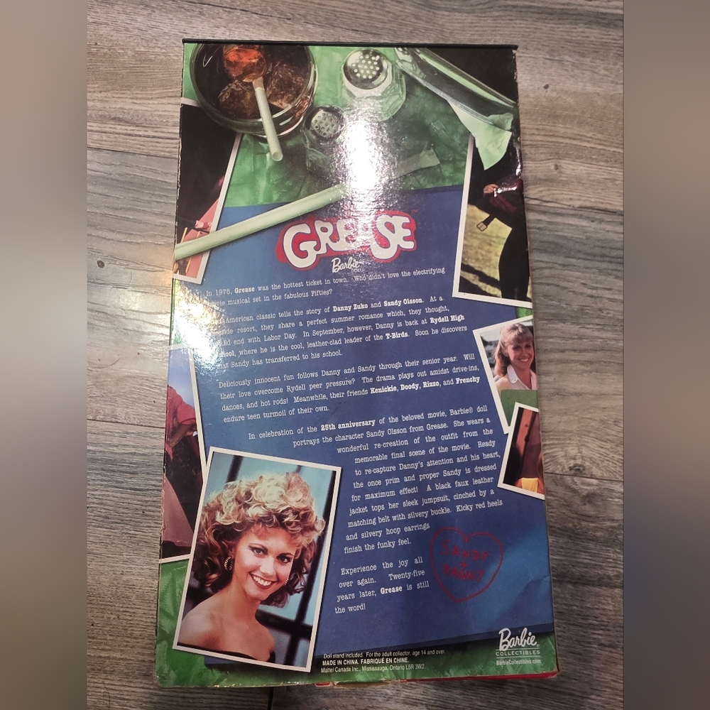 Barbie Grease 25th Anniversary Doll - Picture 5 of 8